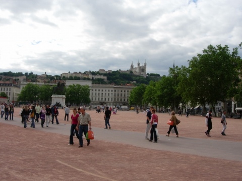 Like many squares in France, Place Bellecour, Lyon, has a compacted surface, able to accomodate a great range of venues